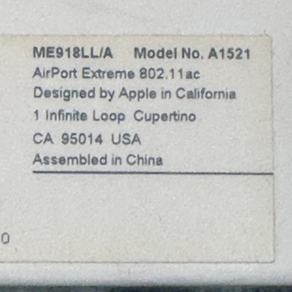 Apple AirPort Extreme 802.11ac A1521 (6th Generation) w/ Power Cord & Box Router - Picture 14 of 16